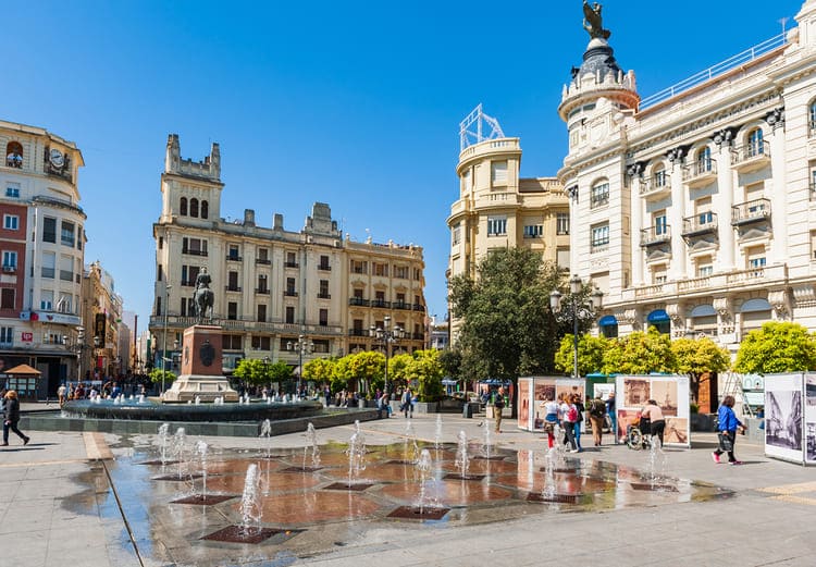 Squares of Córdoba